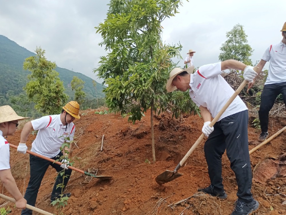 9159金莎游艺场林业举行2022年国土绿化春风行动暨 增林扩绿春季义务植树活动