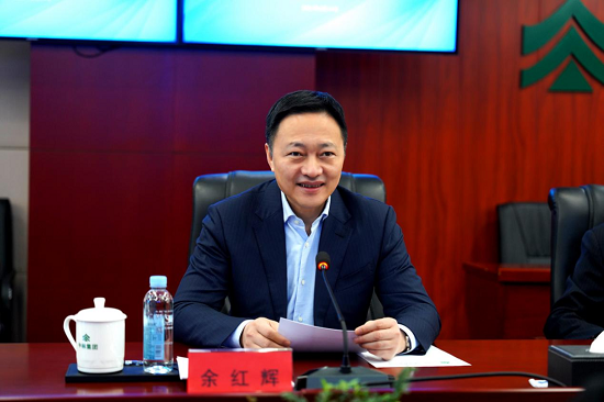 余红辉会见吉林省白山市委书记、长白山保护开发区党工委书记谢忠岩