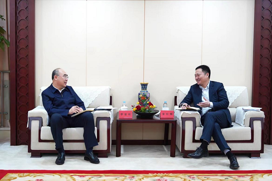 余红辉会见黑龙江省大庆市委副书记、市长李岩松