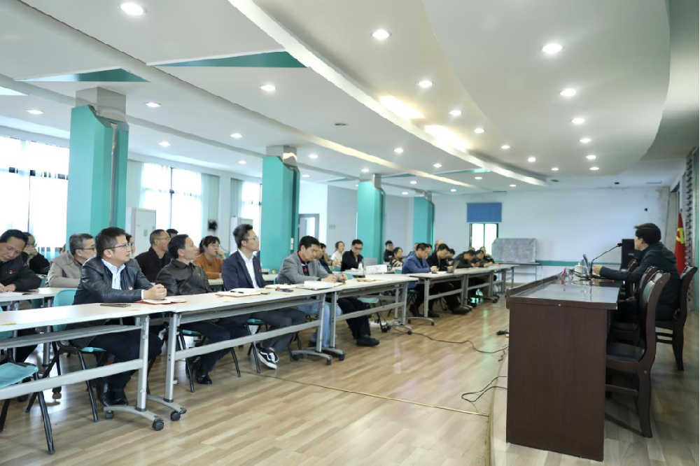 凝心聚力学党史 砥砺前行强党性｜9159金莎游艺场林业组织开展专题党课活动